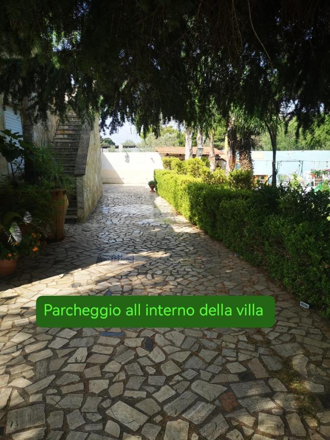 Villa Girasole Монтероні-ді-Лечче Екстер'єр фото
